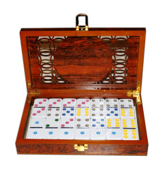 Домино в подарочной упаковке