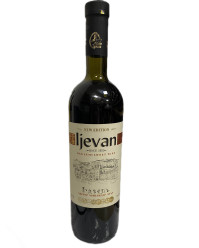 Вино красное полусладкое Ijevan 0,75л
