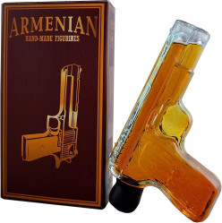 Армянский бренди PISTOLE 40% алкоголя 0,2 л