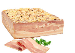 Грудинка с чесноком около 300г.