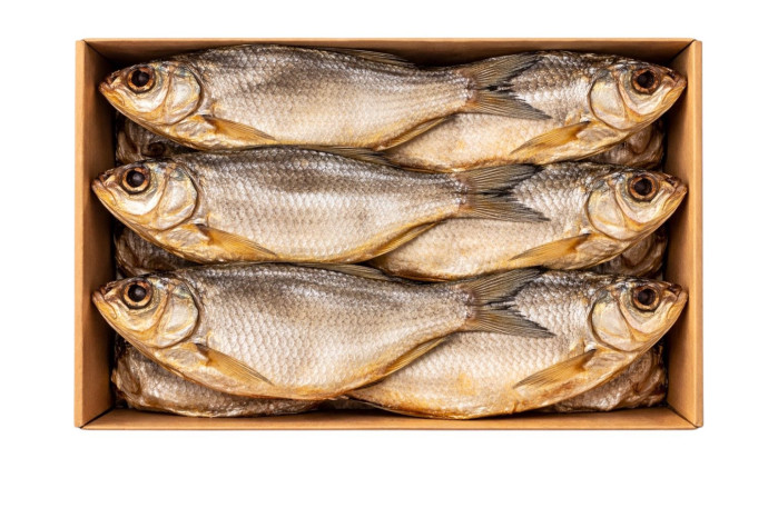 деталь Плотва потрошёная вяленая